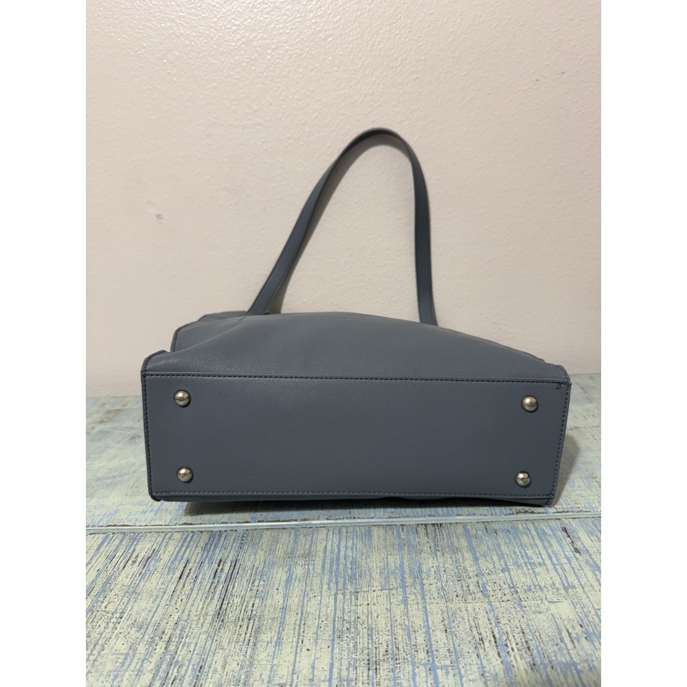 PIXIE MOOD Alicia Tote II Vegan Leather Large Tote & Removable Crossbody Bag - Picture 7 of 10